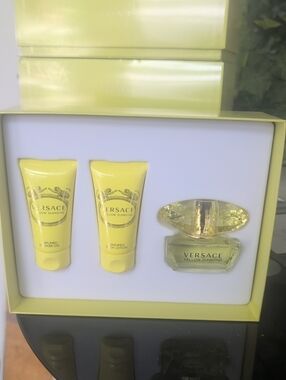 Women's Versace Yellow Diamond 3-Piece Gift Set
